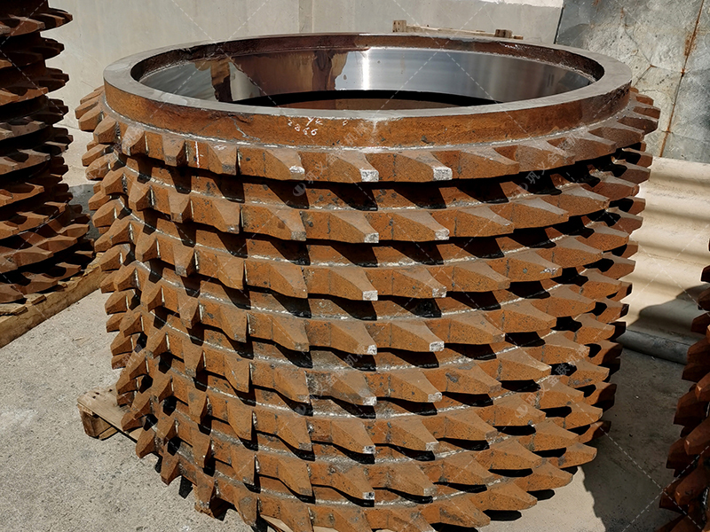 煤矸石用狼牙破碎機破碎怎么樣？