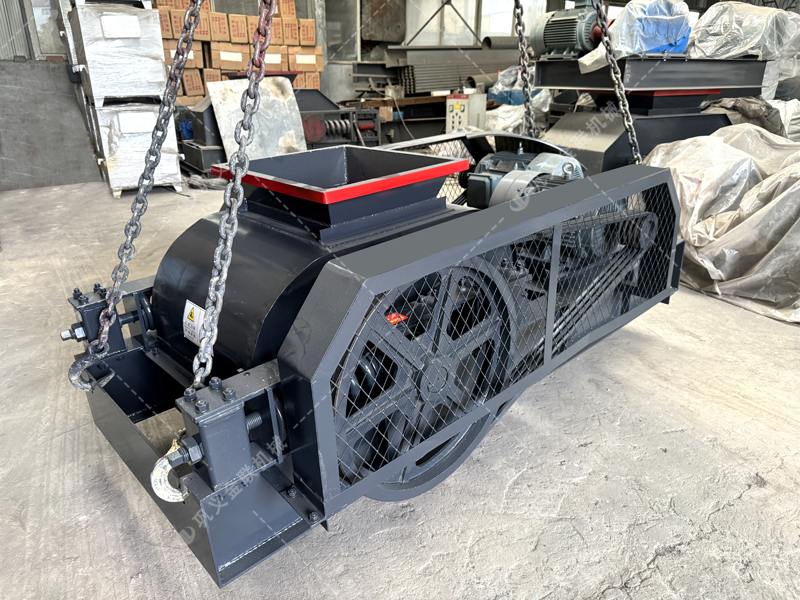 為何眾多混凝土再生廠家，都將雙齒輥破碎機視為生產線的 “定海神針”？?